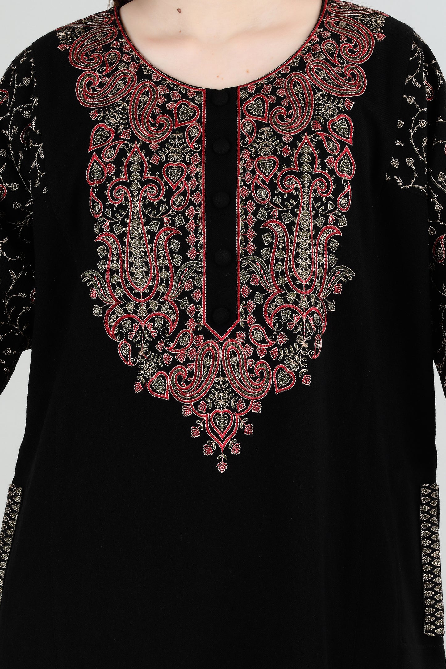 Black Kashmiri Aari Embroidered Woollen Pheran – Traditional Winter Wear for Women