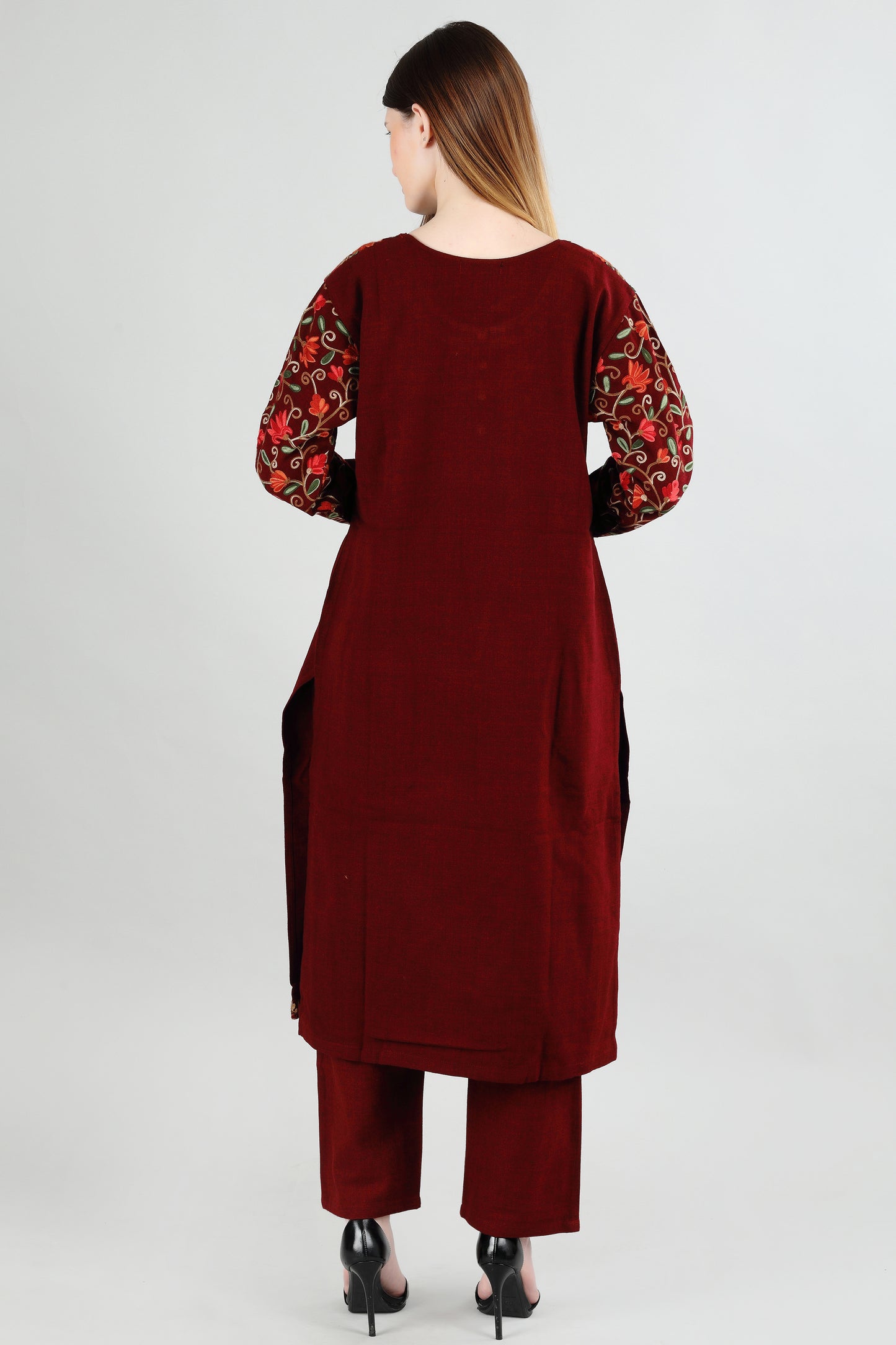 Maroon Floral Embroidered Kurti Set with Vibrant Motifs