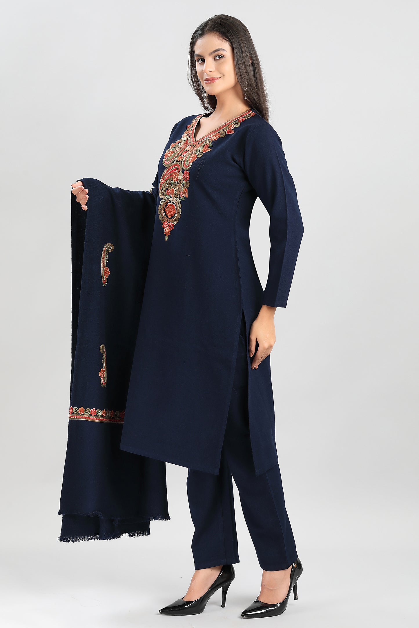 Elegant Navy Blue 3-Piece Suit Set with Traditional Paisley Embroidery